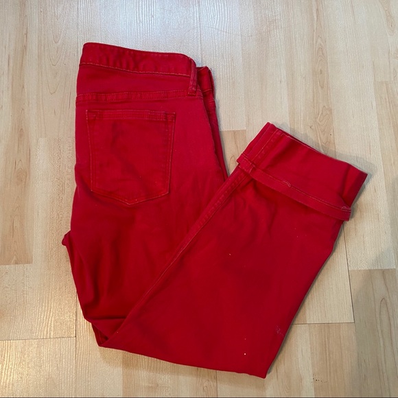 Banana Republic Pants - 💥5/$25 Banana Republic cropped jeans
